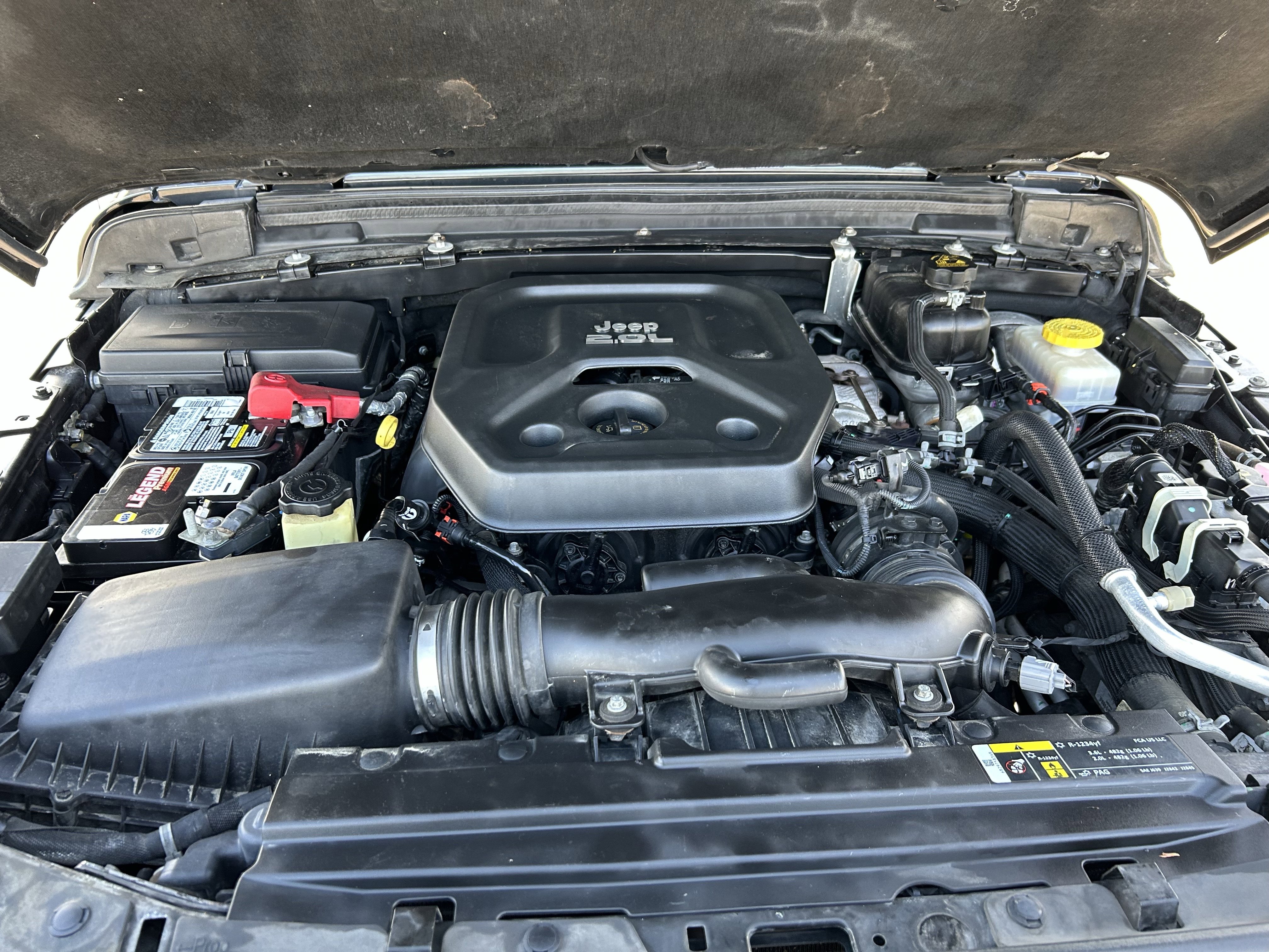 Used 2018 Jeep Wrangler Unlimited Sahara w/ Cold Weather Group image 25