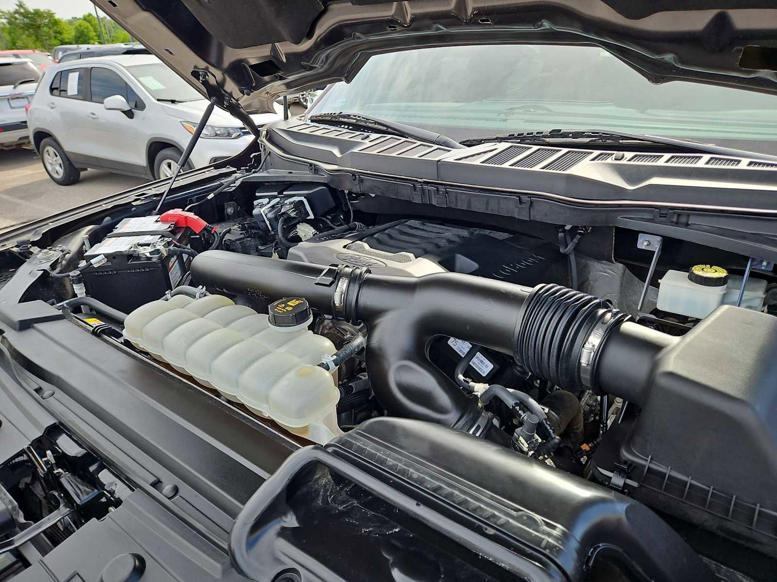 Used 2022 Ford F150 Lariat AWD/4WD image 24