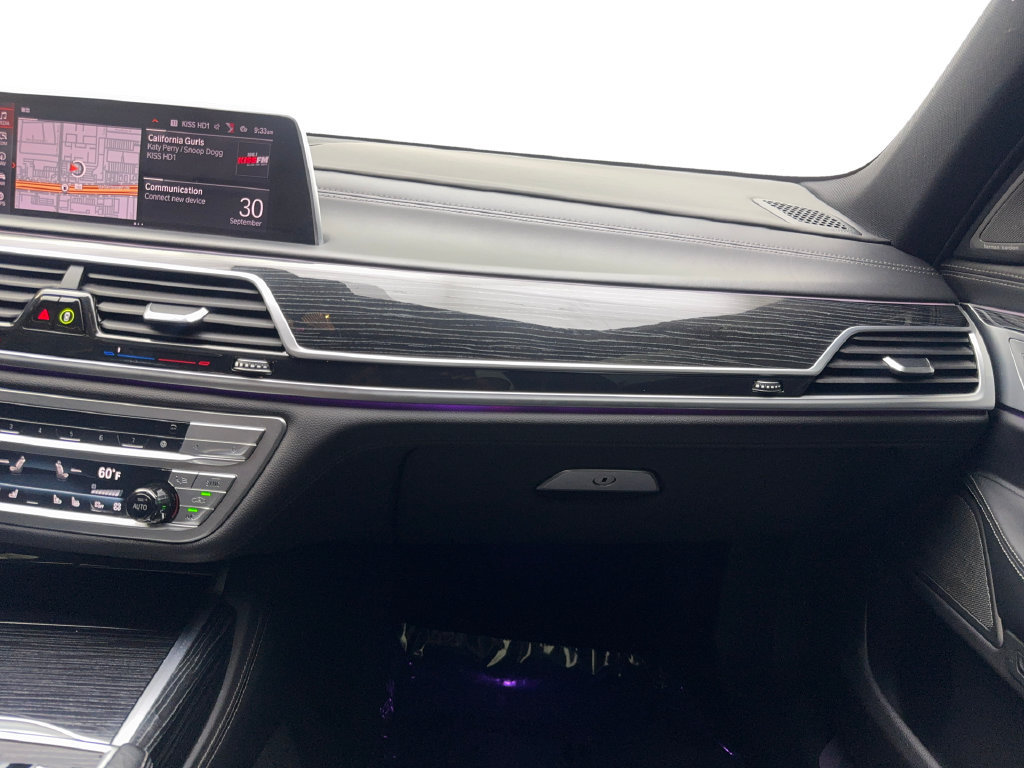 Used 2022 BMW 750i xDrive w/ Executive Package AWD/4WD image 61