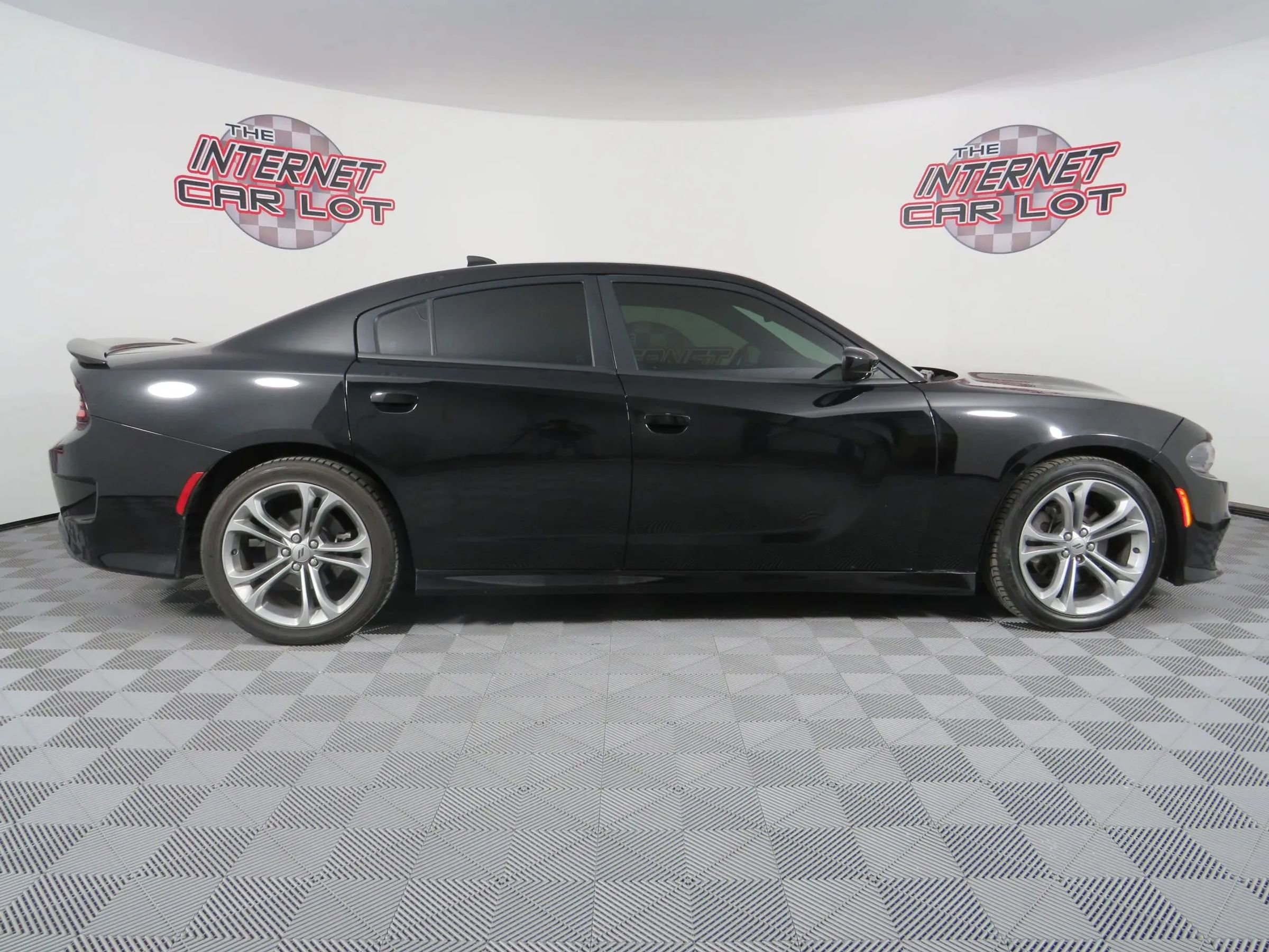 Used 2020 Dodge Charger R/T image 4