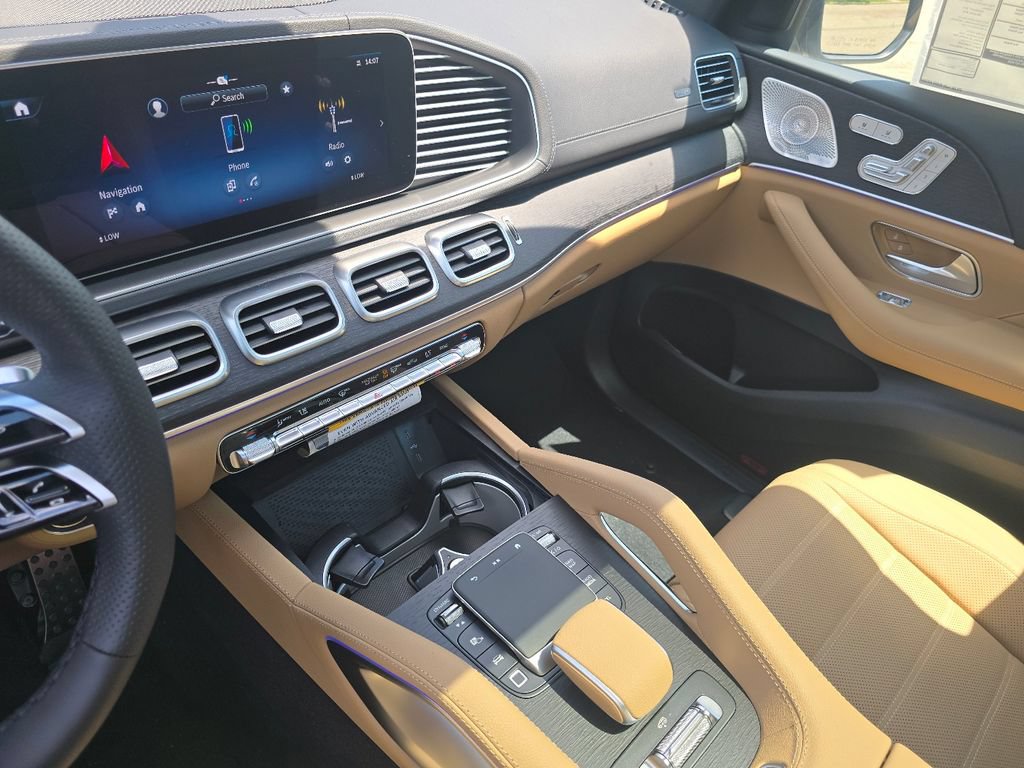 New 2026 Mercedes-Benz GLS 450 4MATIC image 32