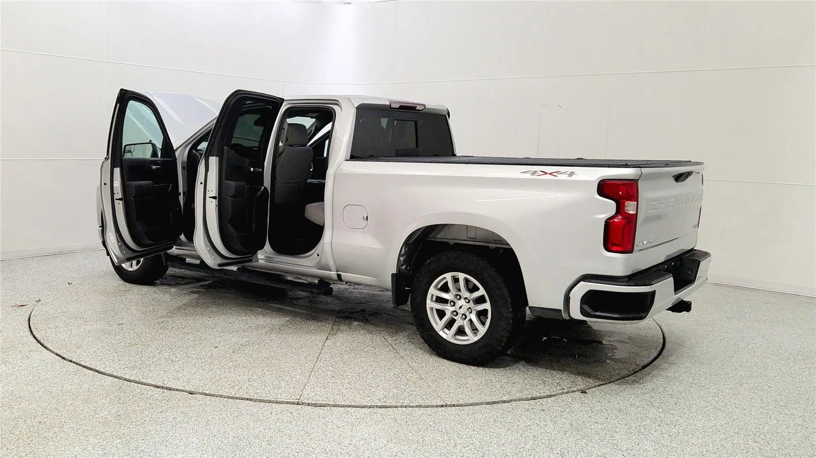 Used 2019 Chevrolet Silverado 1500 RST w/ All-Star Edition image 11