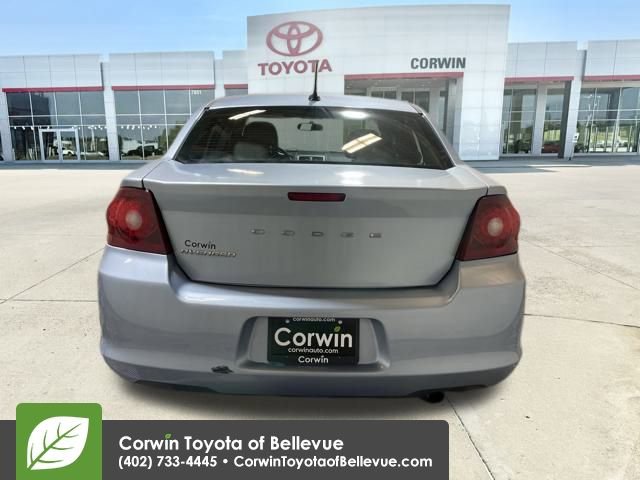 Used 2013 Dodge Avenger SE image 4