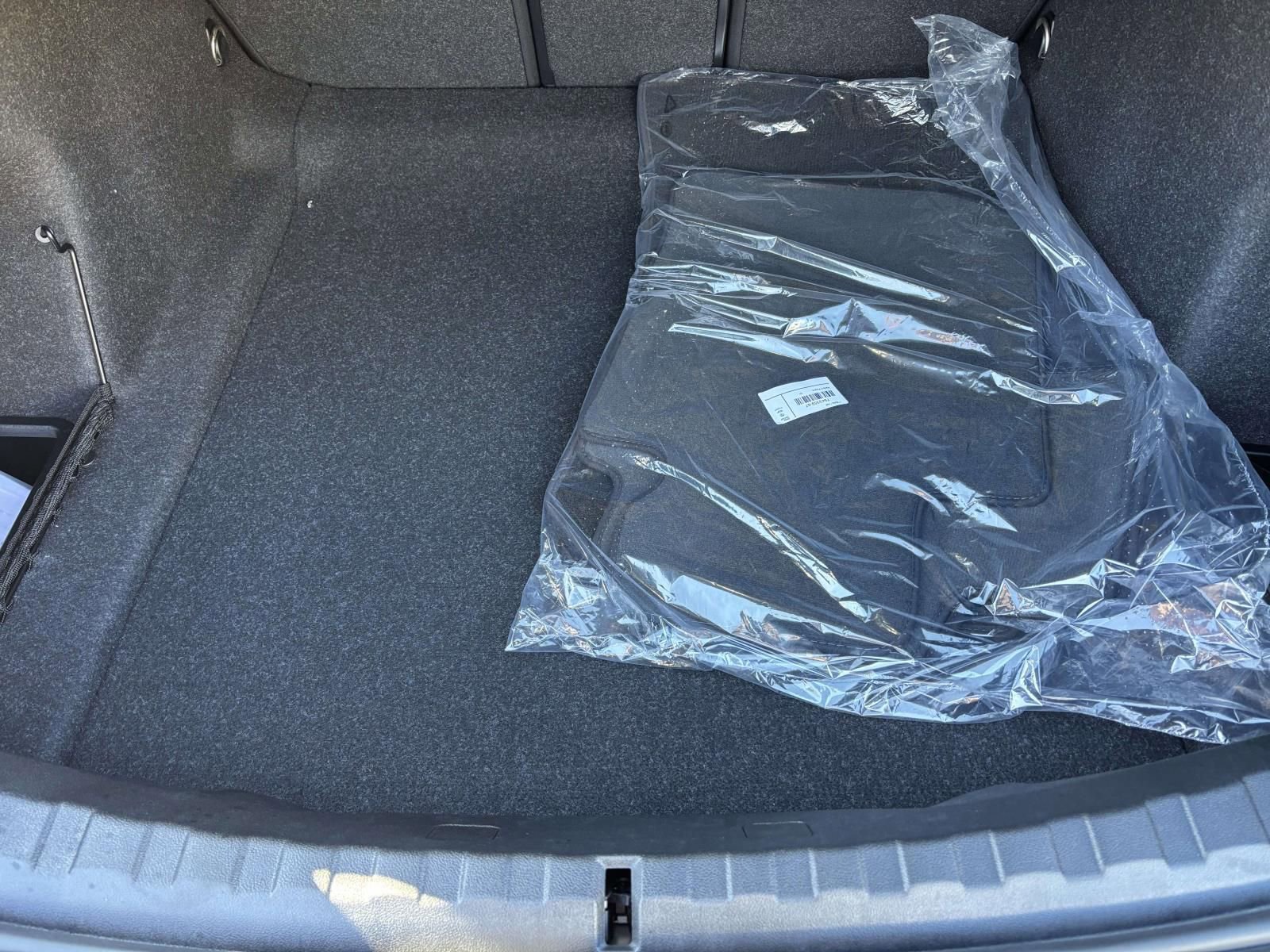 New 2026 BMW 330i xDrive Sedan w/ Premium Package image 9