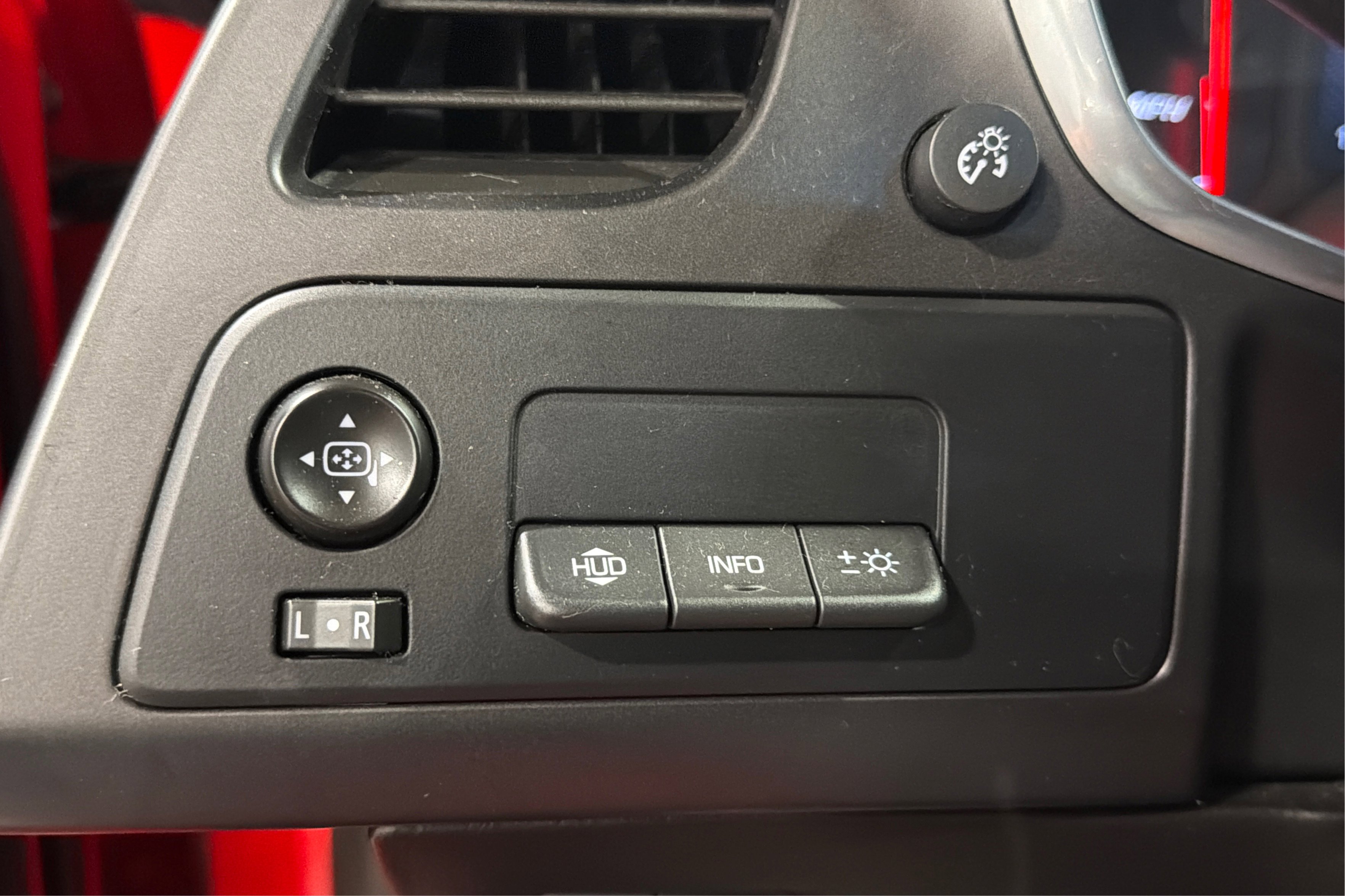 Used 2016 Chevrolet Corvette Stingray Convertible Z51 2LT w/ 2LT Preferred Equipment Group RWD image 23