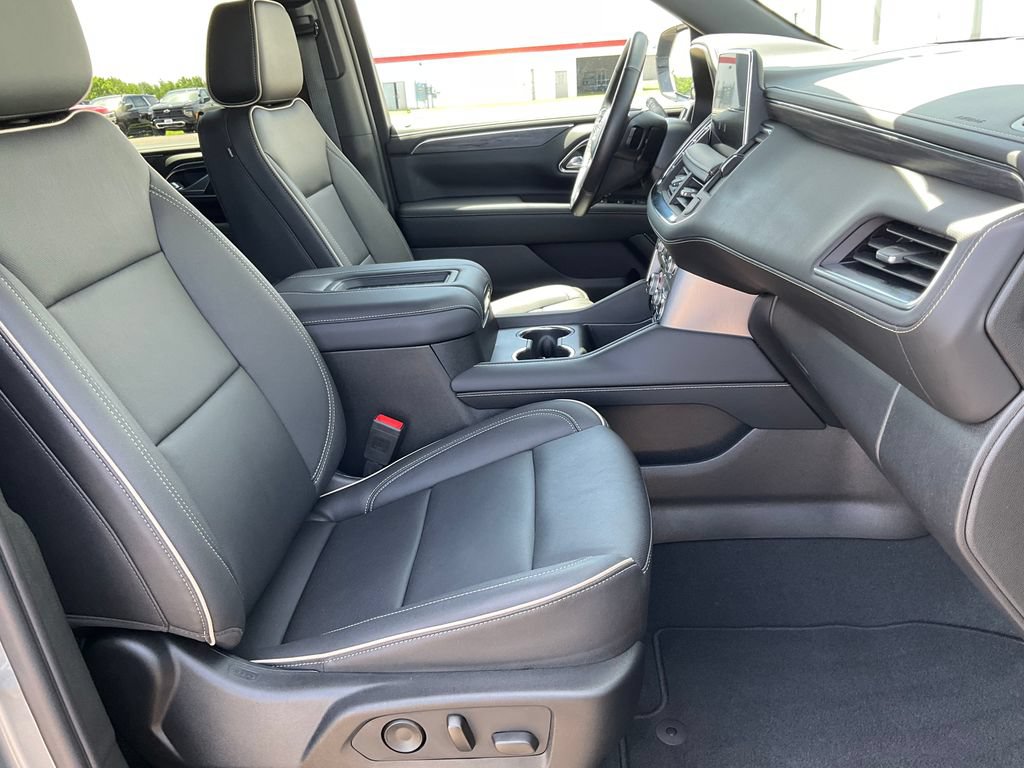 Used 2022 GMC Yukon SLT w/ SLT Premium Package AWD/4WD image 22