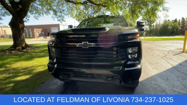 Certified 2025 Chevrolet Silverado 2500 Custom w/ Custom Convenience Package AWD/4WD image 3