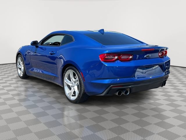 Used 2023 Chevrolet Camaro LT RWD image 7