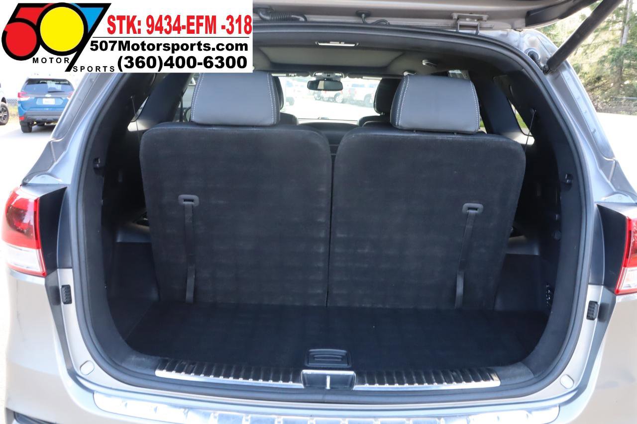 Used 2016 Kia Sorento SX w/ SXL Technology Package image 16