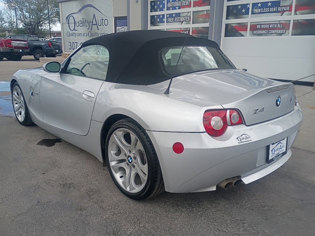 Used 2005 BMW Z4 3.0i RWD image 8