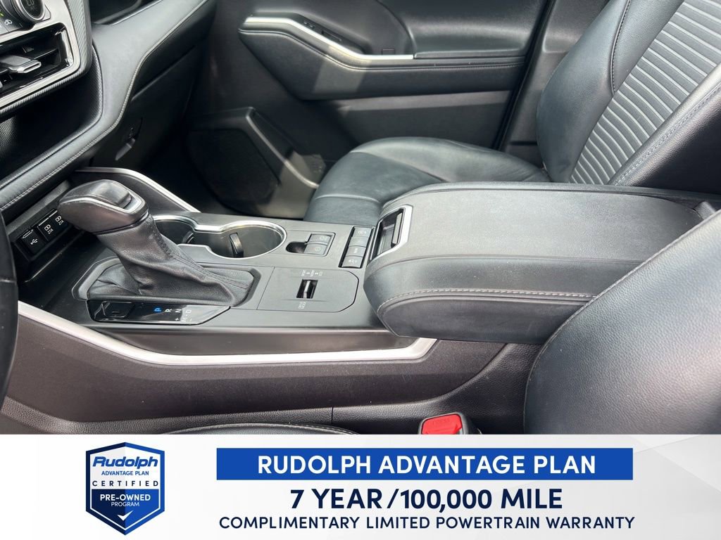 Used 2021 Toyota Highlander XSE FWD image 25