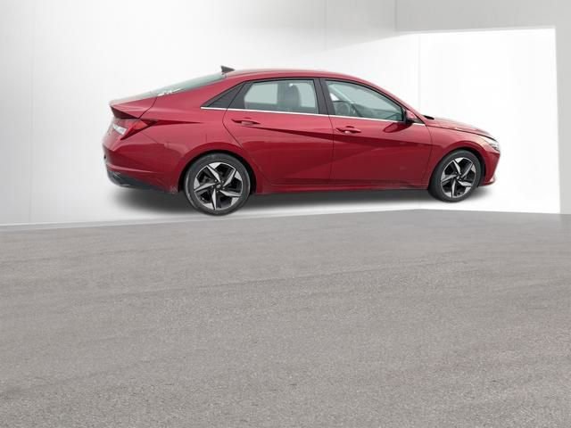 Used 2023 Hyundai Elantra Limited w/ Preferred Accessory Package image 5
