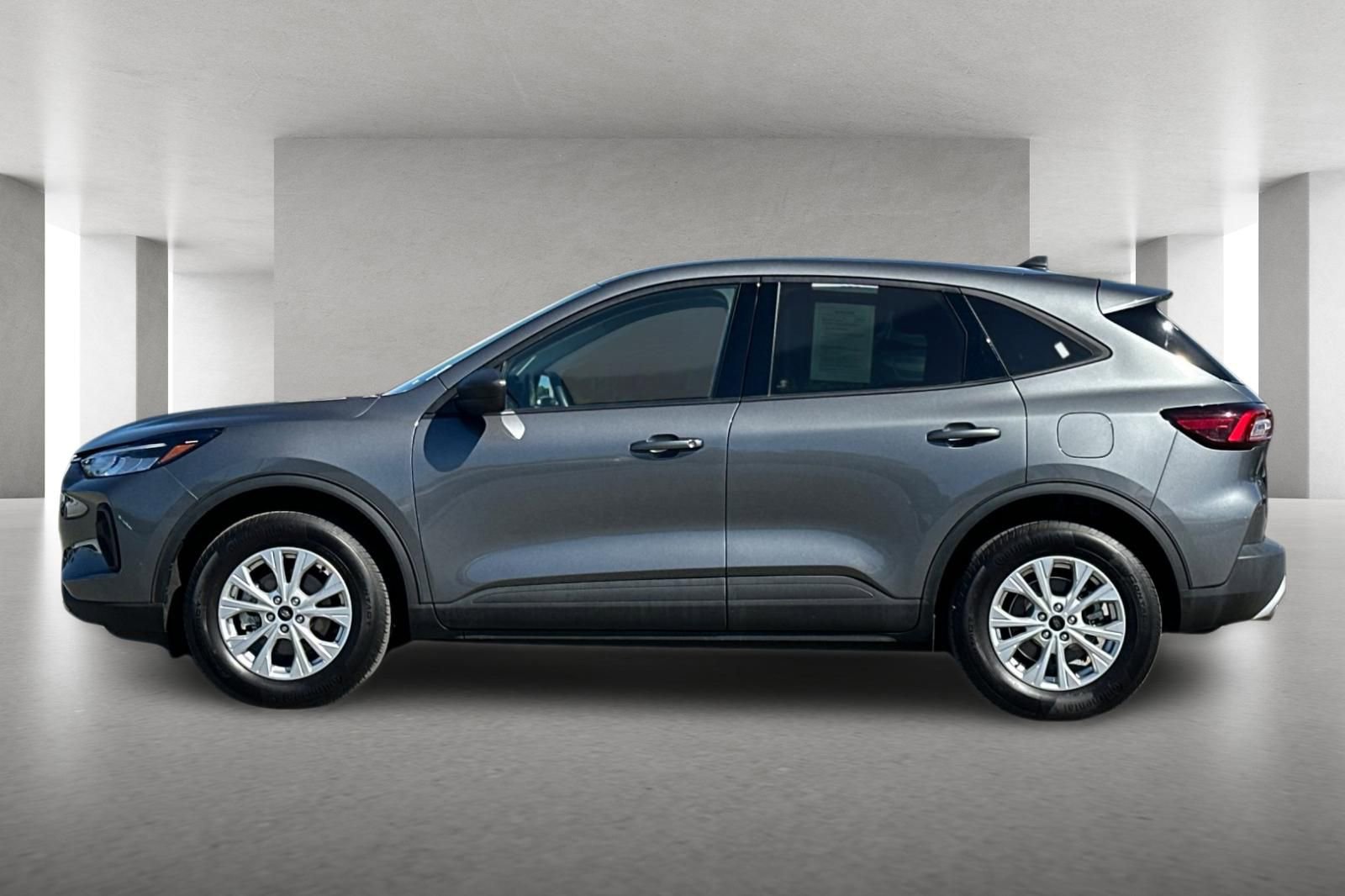 Used 2025 Ford Escape Active image 7