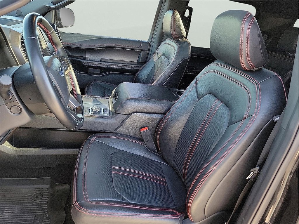 Used 2021 Ford Expedition Limited image 14