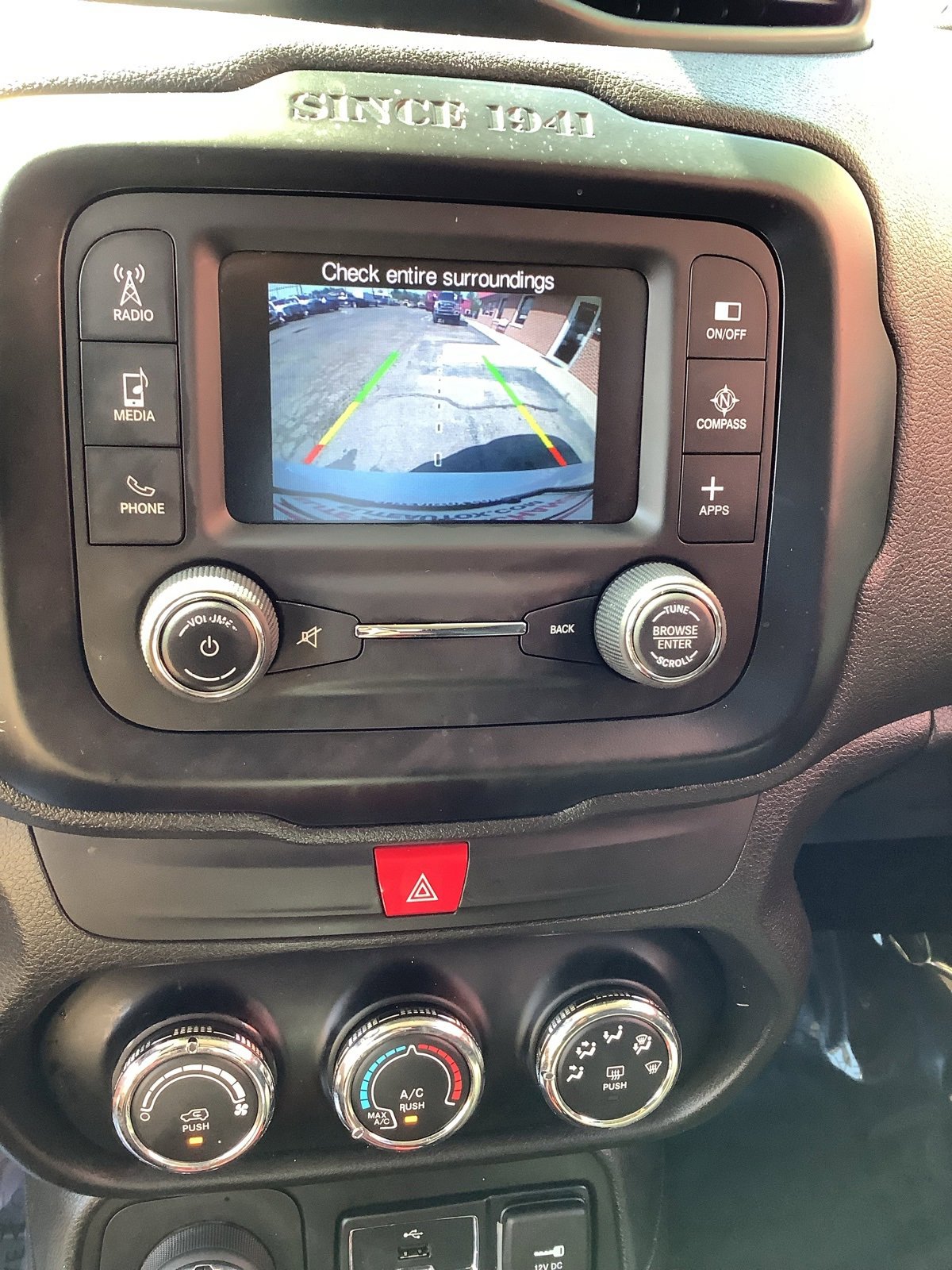 Used 2016 Jeep Renegade Trailhawk image 15