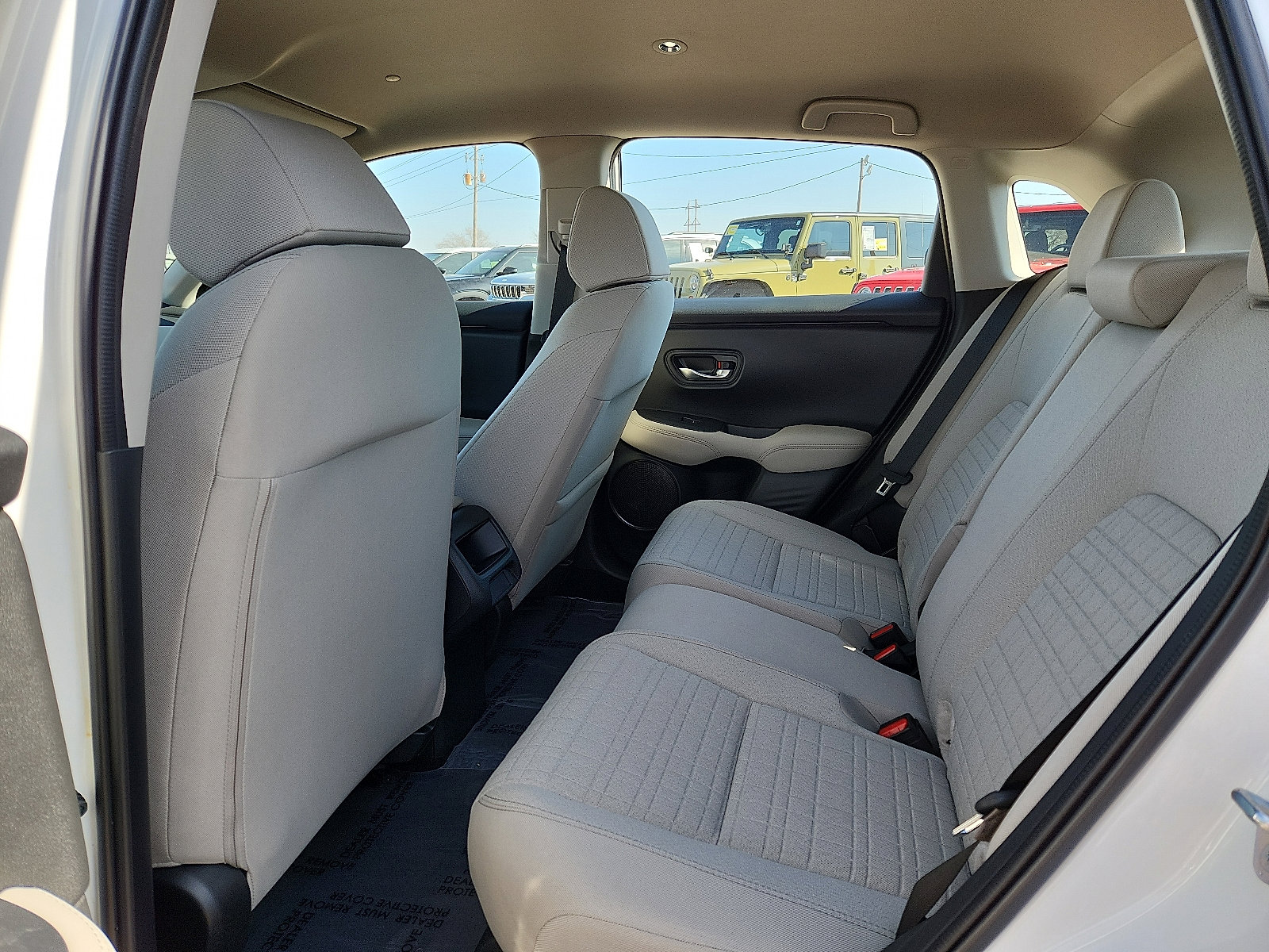 Used 2025 Honda HR-V LX image 10