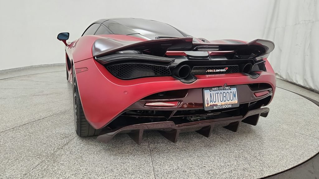 Used 2018 McLaren 720S Performance RWD image 21