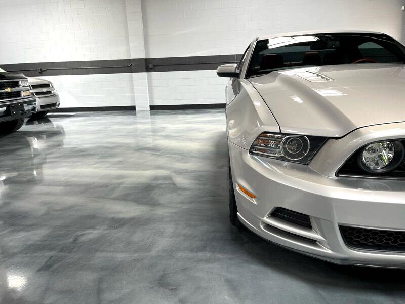 Used 2013 Ford Mustang GT Premium image 6