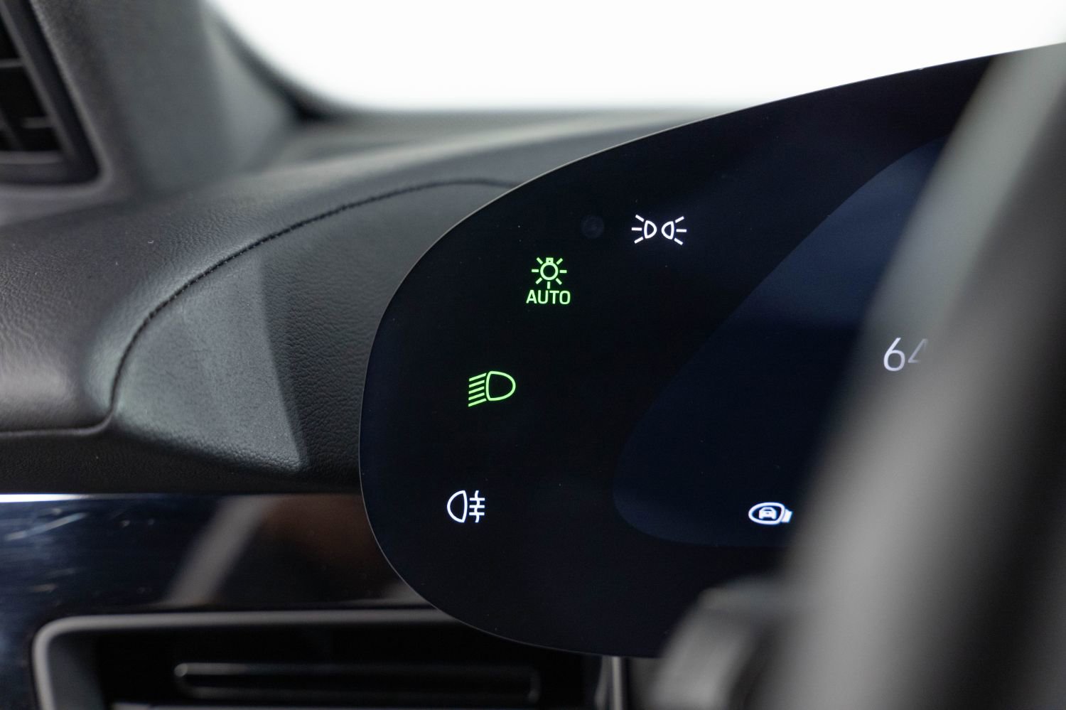 Used 2021 Porsche Taycan 4S image 36