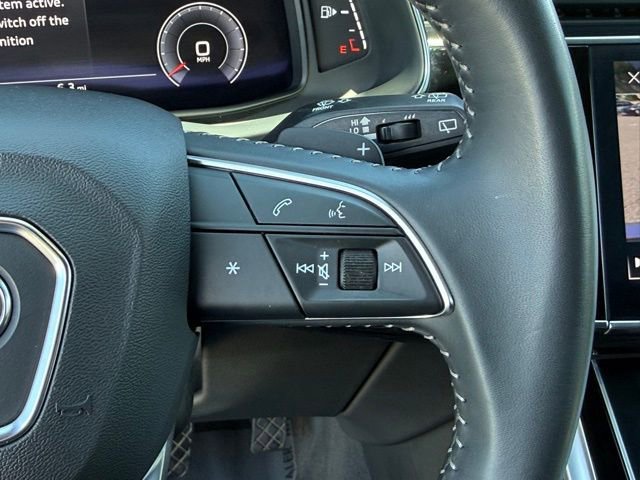 Used 2020 Audi Q8 Premium Plus AWD/4WD image 26