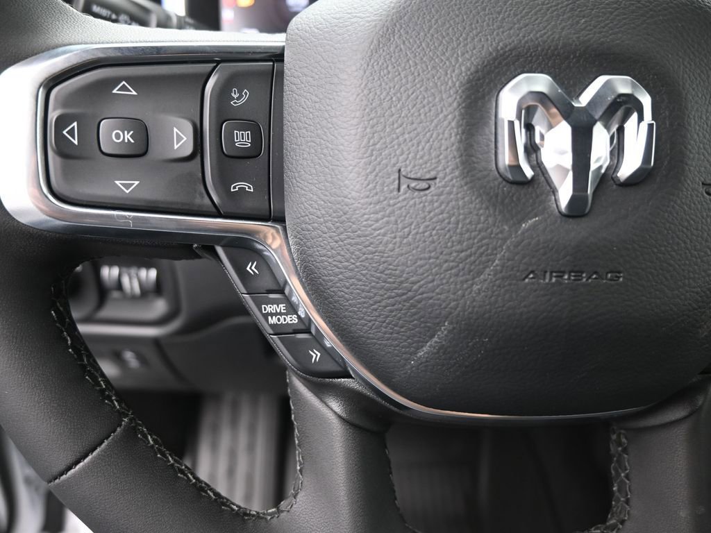 New 2026 RAM 1500 Laramie AWD/4WD image 28