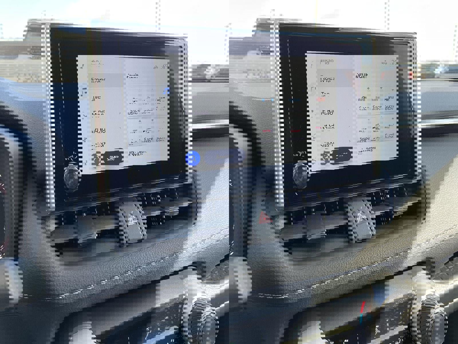 Used 2025 Toyota RAV4 LE image 23