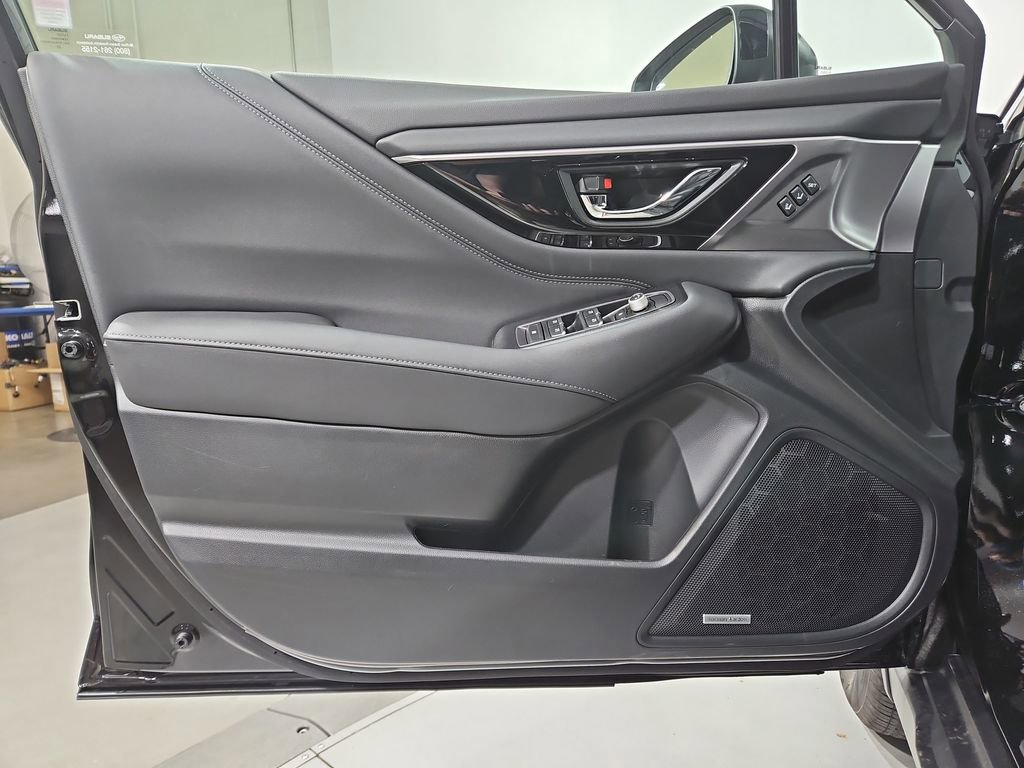 New 2025 Subaru Outback Limited XT image 10