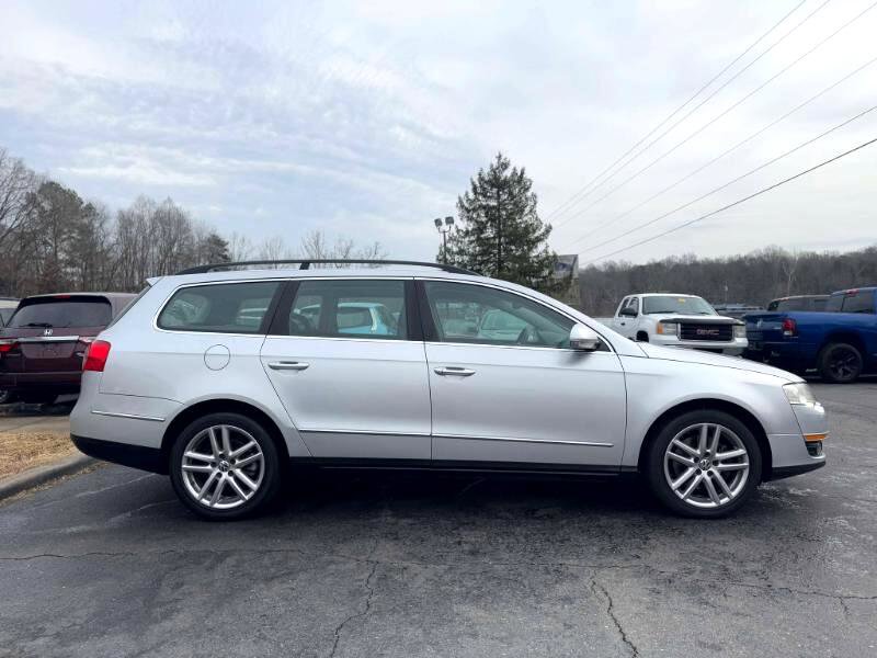 Used 2008 Volkswagen Passat Lux image 4