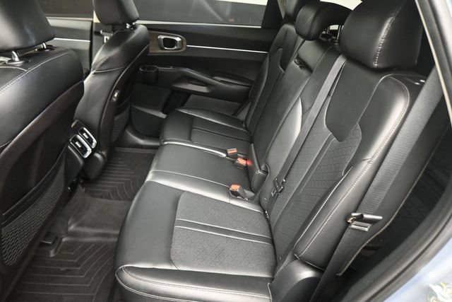 Used 2022 Kia Sorento S w/ Panoramic Sunroof Package AWD/4WD image 19