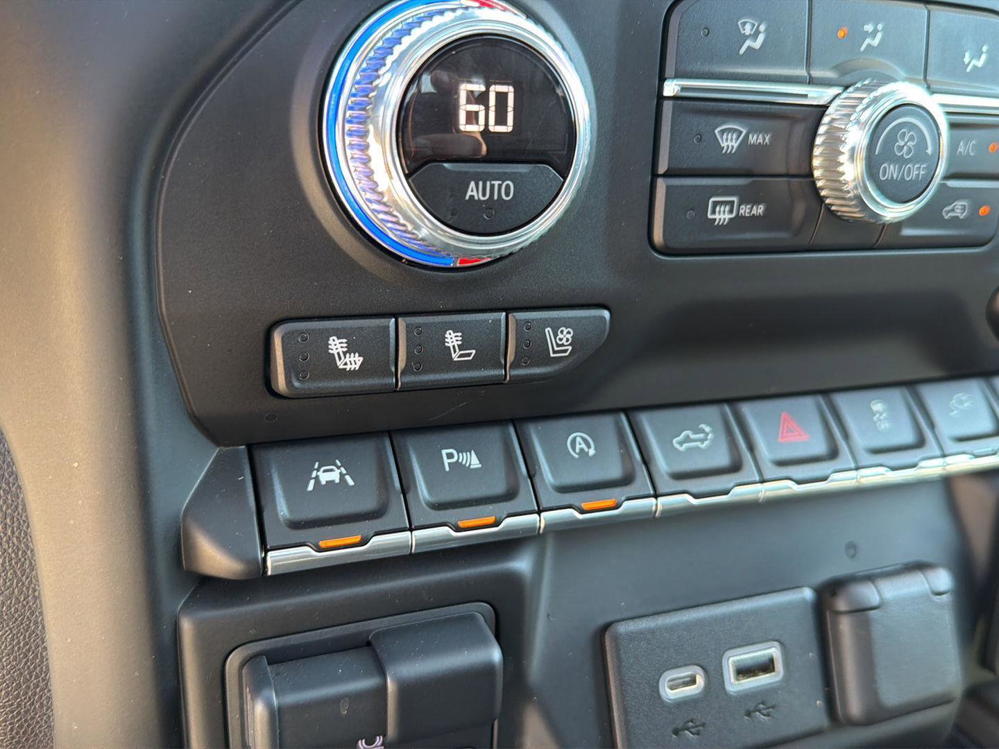 Used 2019 GMC Sierra 1500 Denali w/ Technology Package AWD/4WD image 29