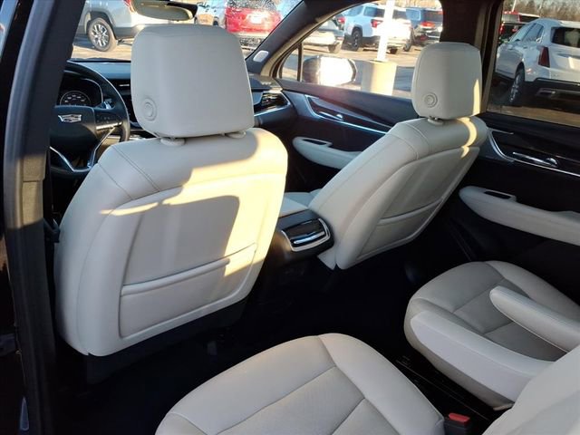 Used 2023 Cadillac XT6 Sport w/ Technology Package image 15