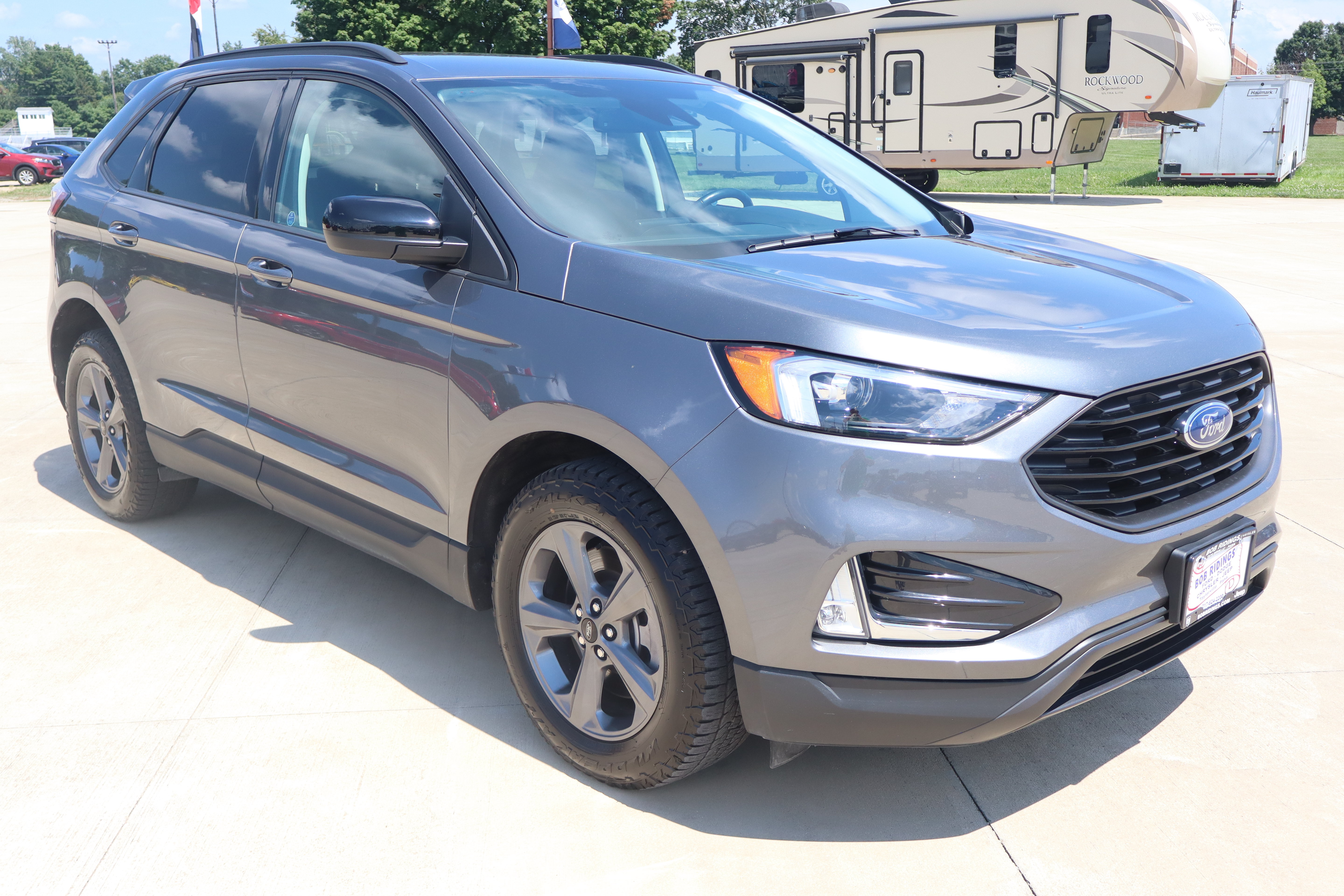 Used 2023 Ford Edge SEL w/ Sport Appearance Package AWD/4WD image 4