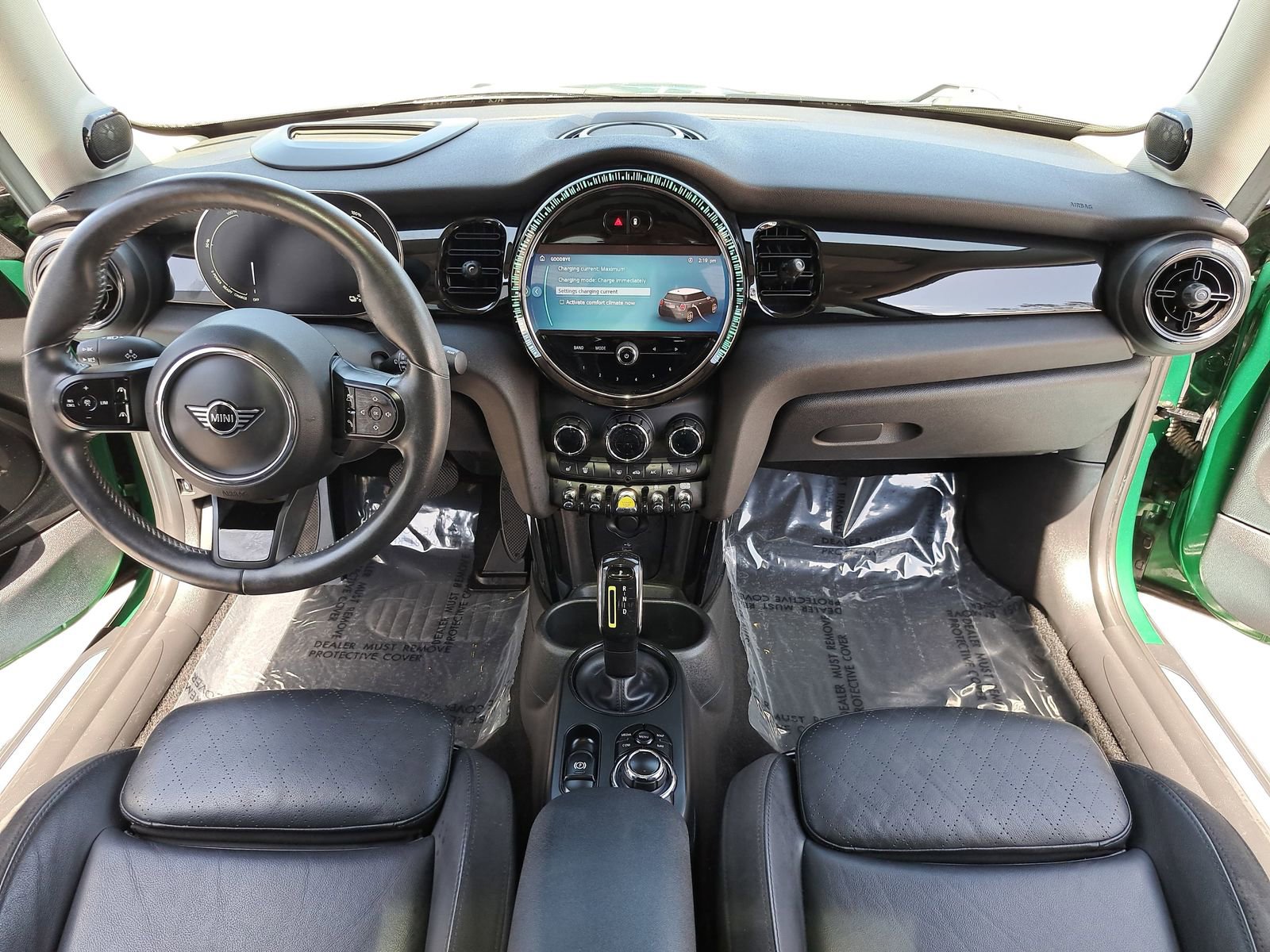 Used 2024 MINI Cooper SE FWD image 9