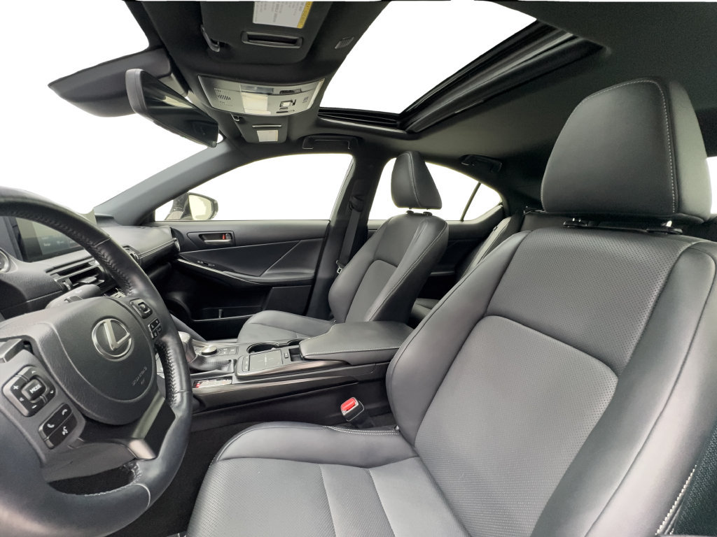 Used 2023 Lexus IS 300 w/ Comfort Package RWD image 44