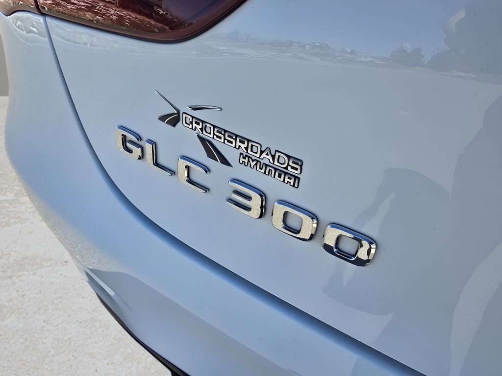 Used 2023 Mercedes-Benz GLC 300 4MATIC Coupe image 10