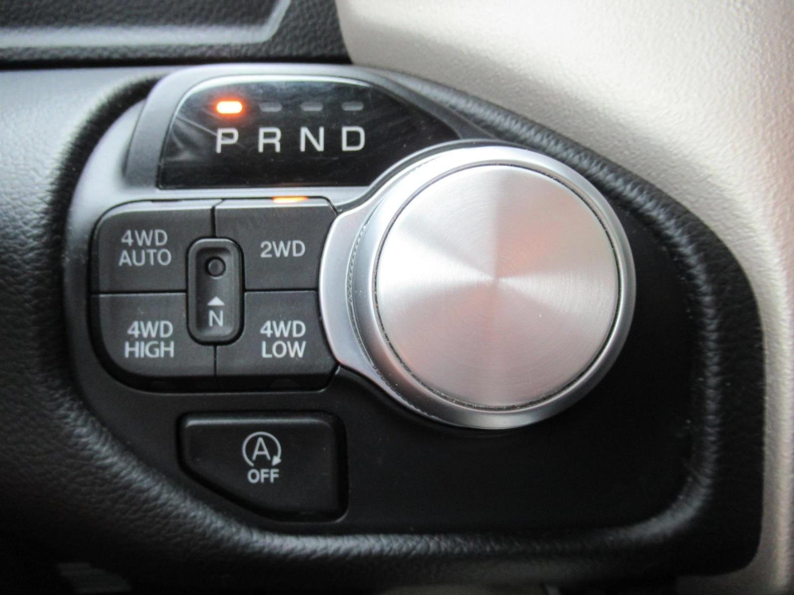 Used 2019 RAM 1500 Laramie AWD/4WD image 27