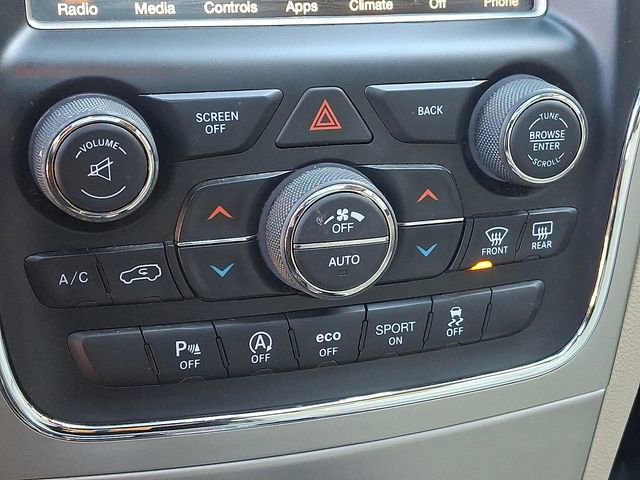 Used 2016 Jeep Grand Cherokee Limited w/ Luxury Group II image 16