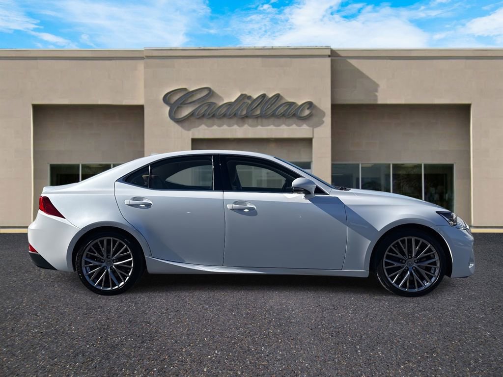 Used 2017 Lexus IS 200t image 2