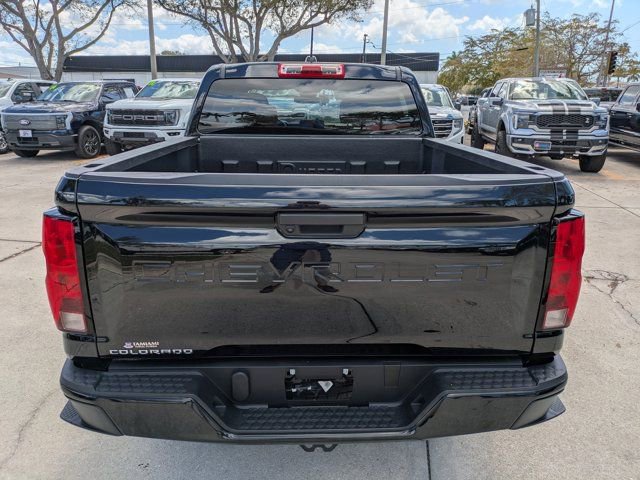 Used 2024 Chevrolet Colorado W/T image 7