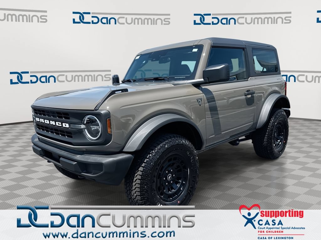 New 2026 Ford Bronco 2-Door w/ Sasquatch Package AWD/4WD image 1