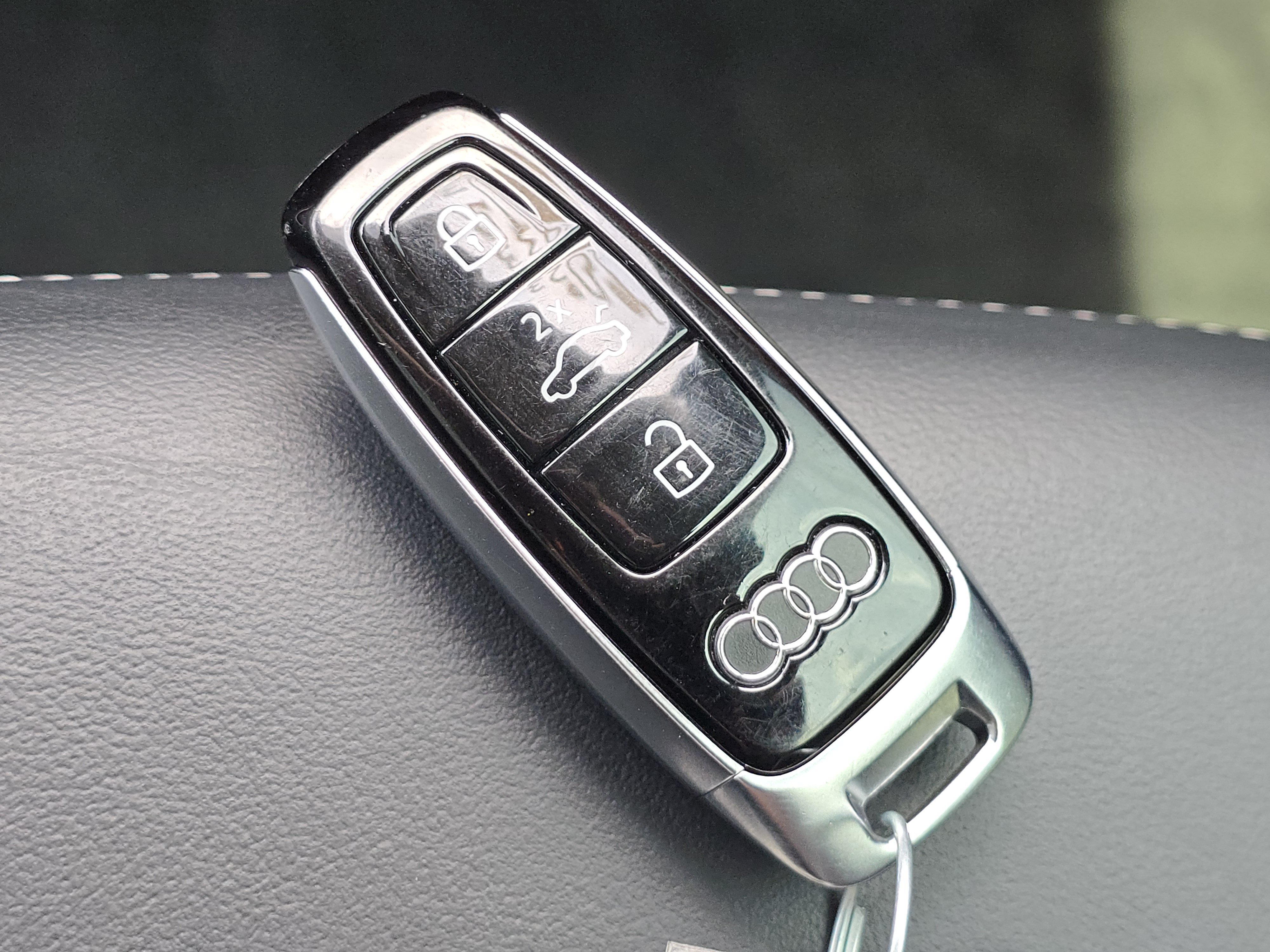 Certified 2023 Audi Q8 Premium AWD/4WD image 27