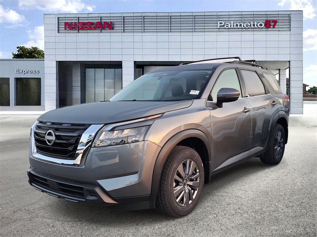 New 2025 Nissan Pathfinder SV w/ SV Premium Package image 3