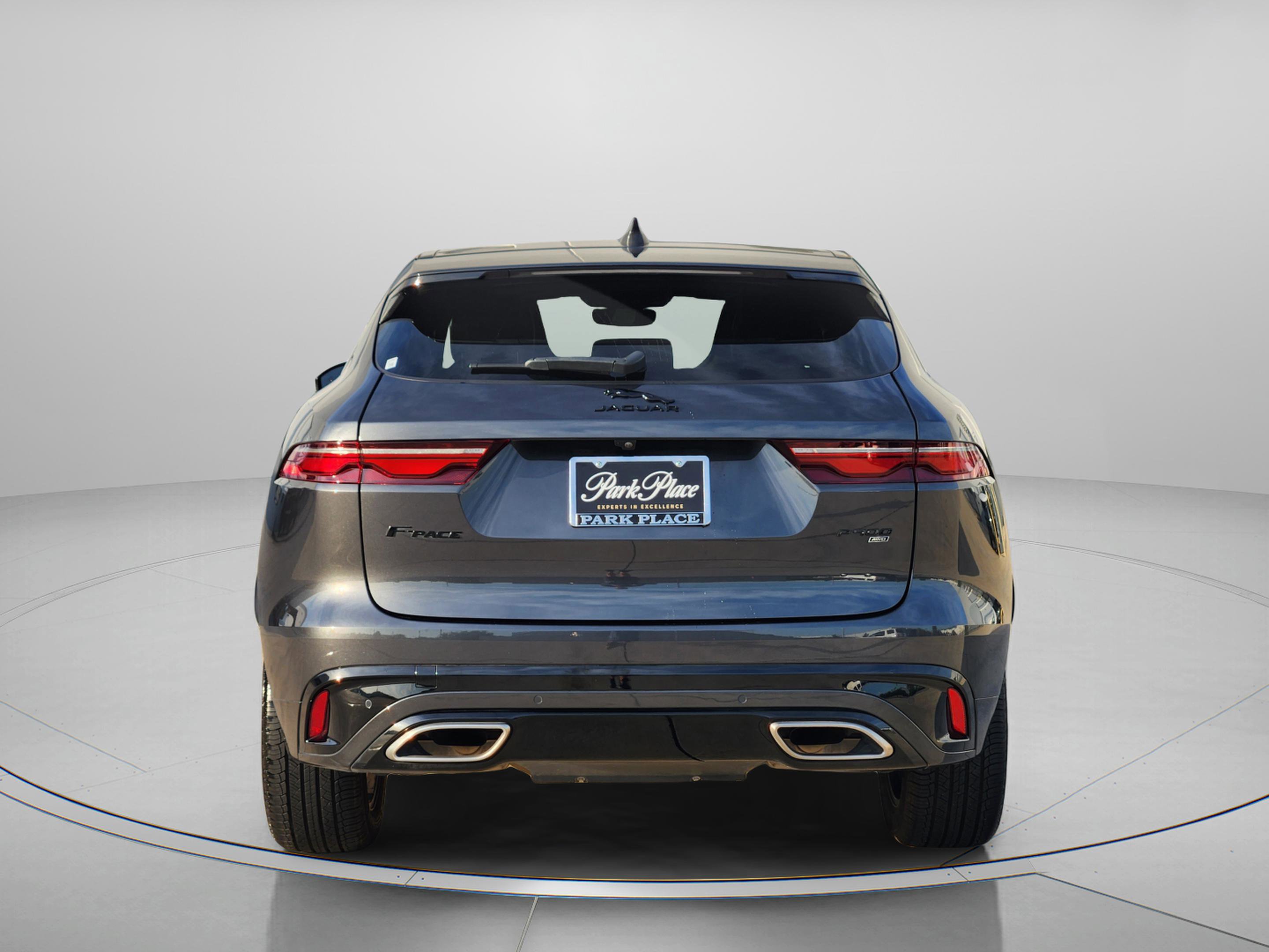 Certified 2023 Jaguar F-PACE R-Dynamic S AWD/4WD image 4