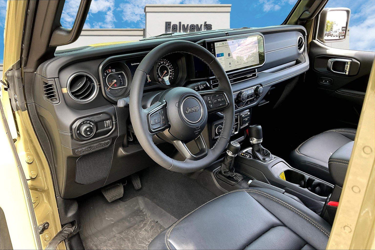 Certified 2025 Jeep Gladiator Sport image 12