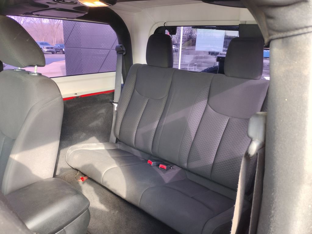 Used 2016 Jeep Wrangler Sport AWD/4WD image 5