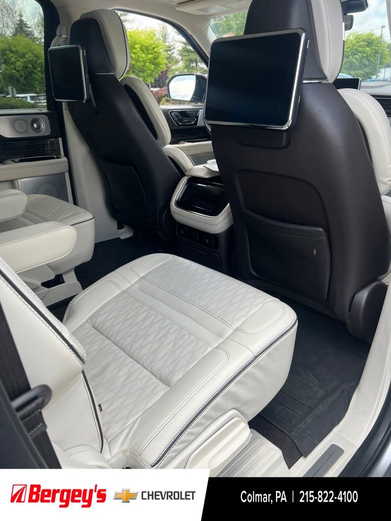 Used 2023 Lincoln Navigator L Black Label AWD/4WD image 23