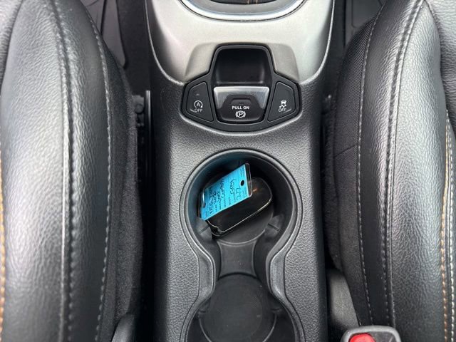Used 2021 Jeep Compass Latitude w/ Driver Assistance Group AWD/4WD image 29