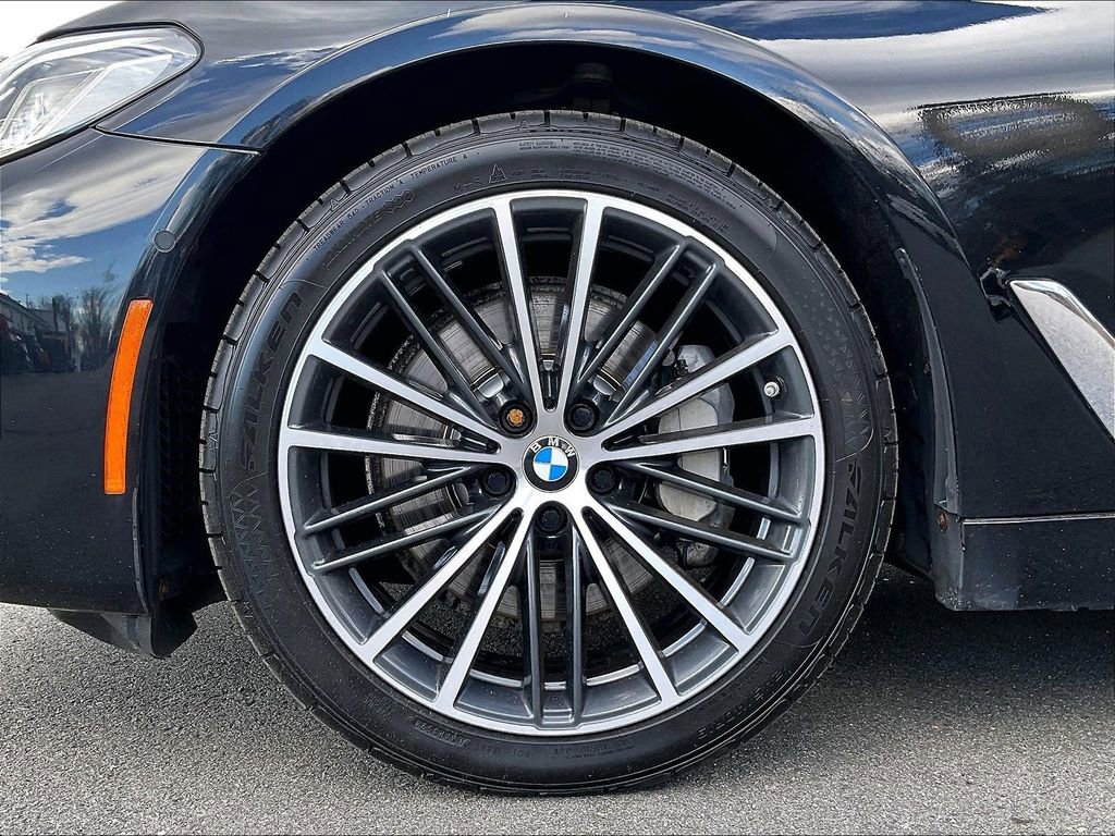 Used 2021 BMW 530i xDrive w/ Convenience Package AWD/4WD image 22