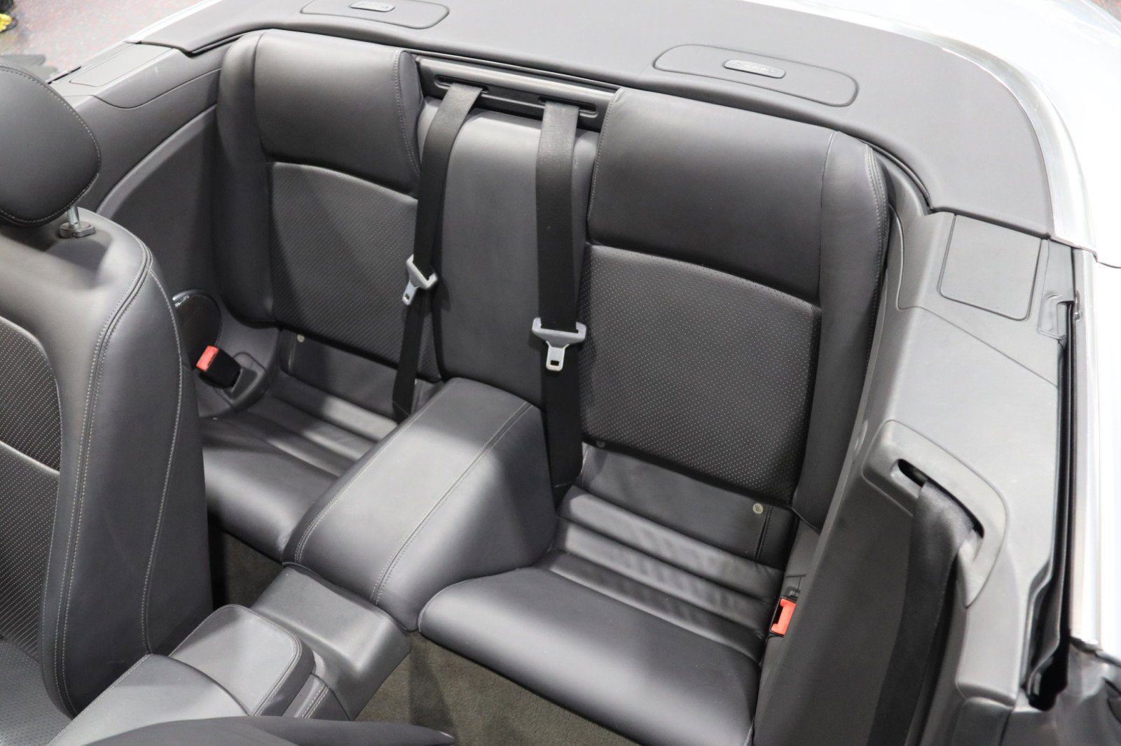 Used 2012 Jaguar XKR R image 39