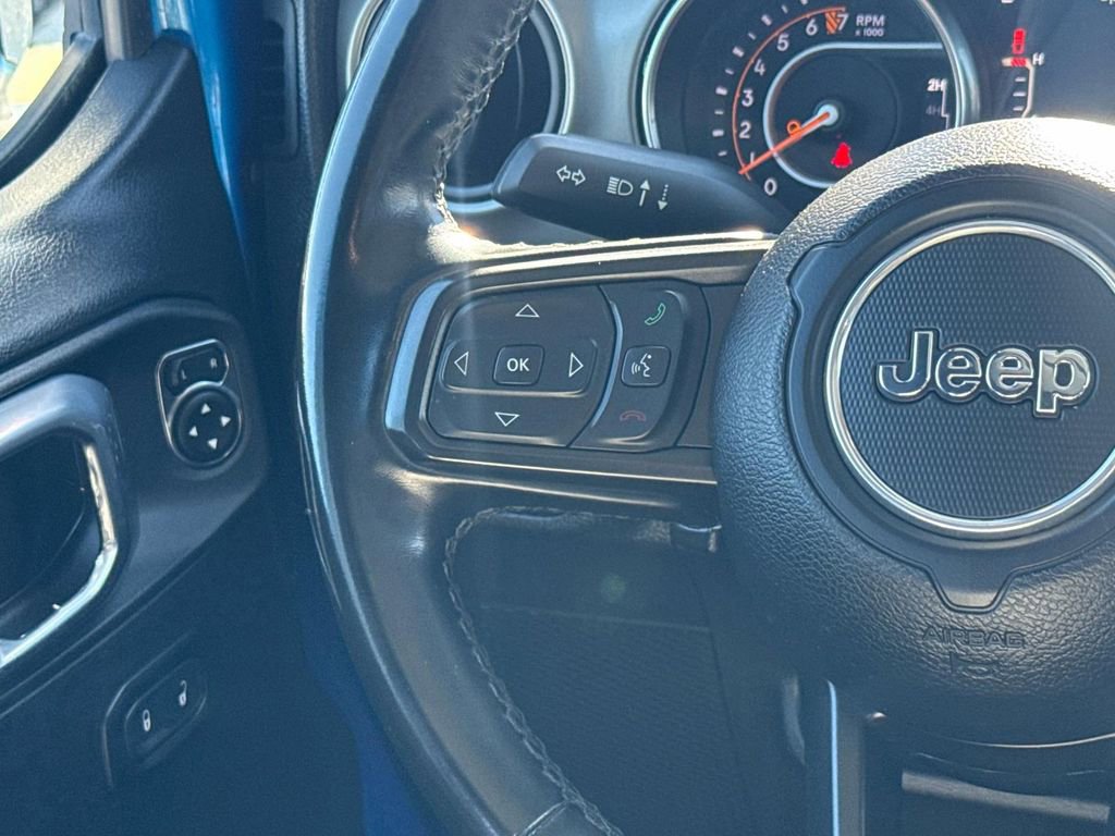 Used 2022 Jeep Gladiator Sport image 16